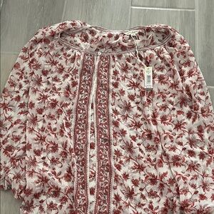 Max Studio Red and White Floral Blouse
